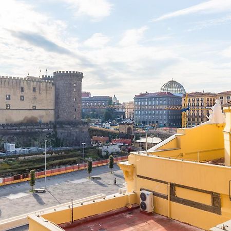 Piazza Municipio Apartments By Wonderful Italy Napoli Bagian luar foto
