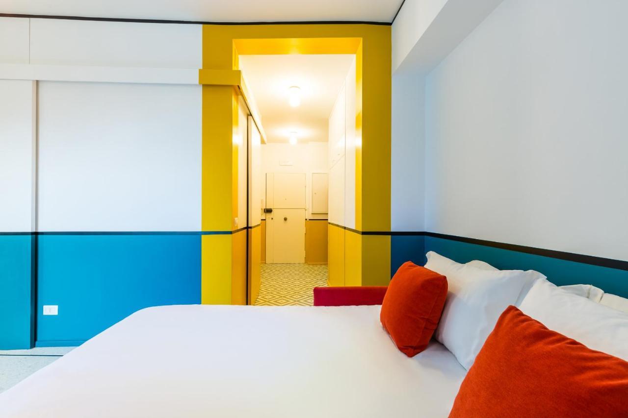 Piazza Municipio Apartments By Wonderful Italy Napoli Bagian luar foto